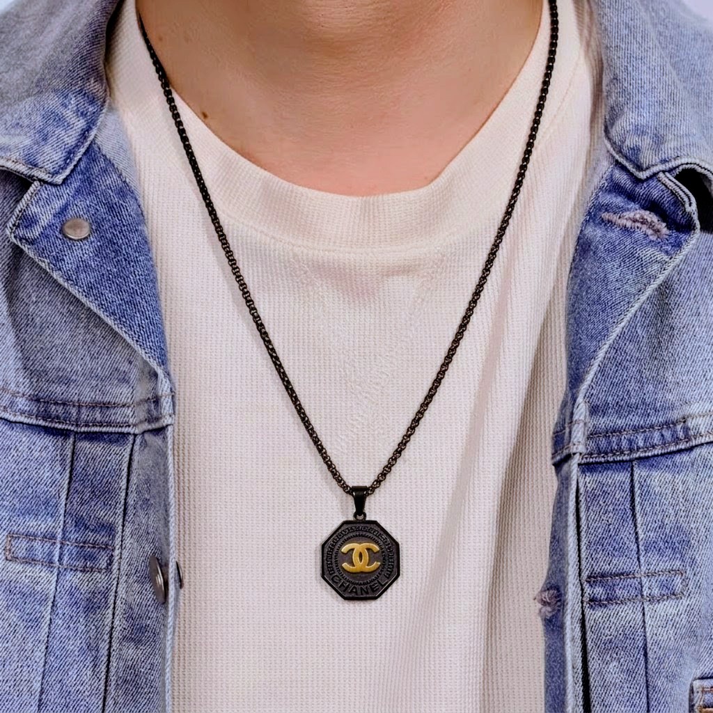 Necklaces & Pendants