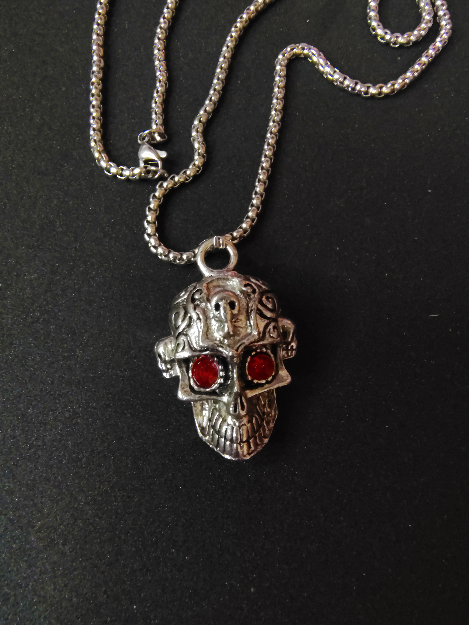 minayer premium lockets skull