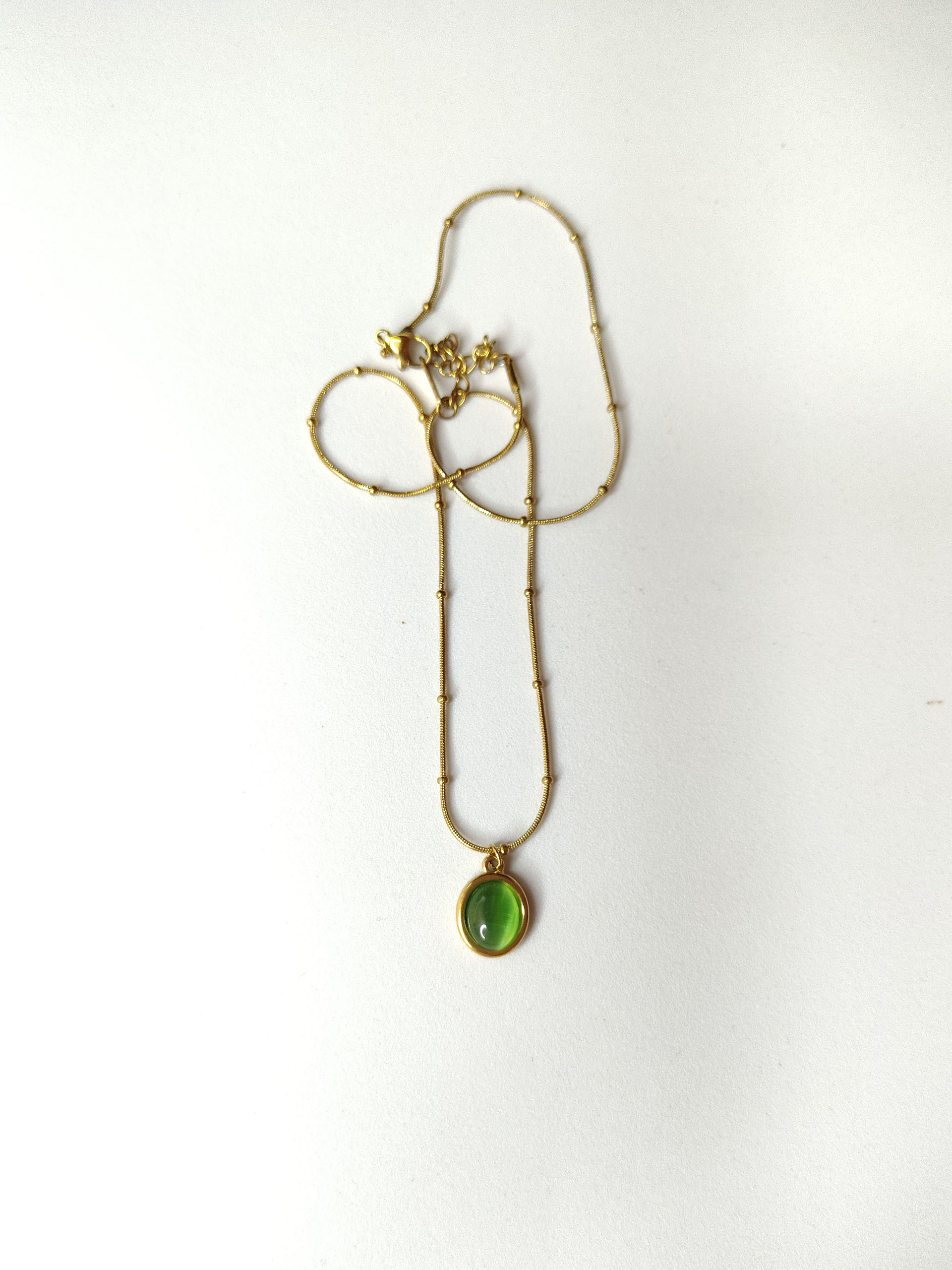 minayer Green stone locket