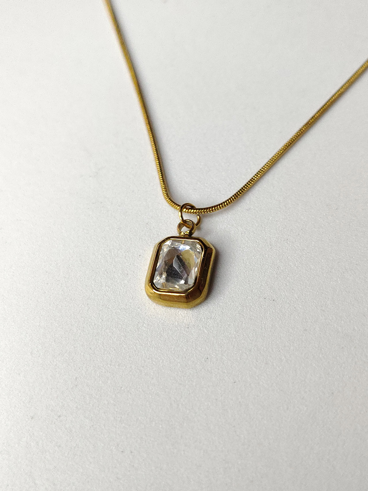 Minayer Gold White Stone Men Locket