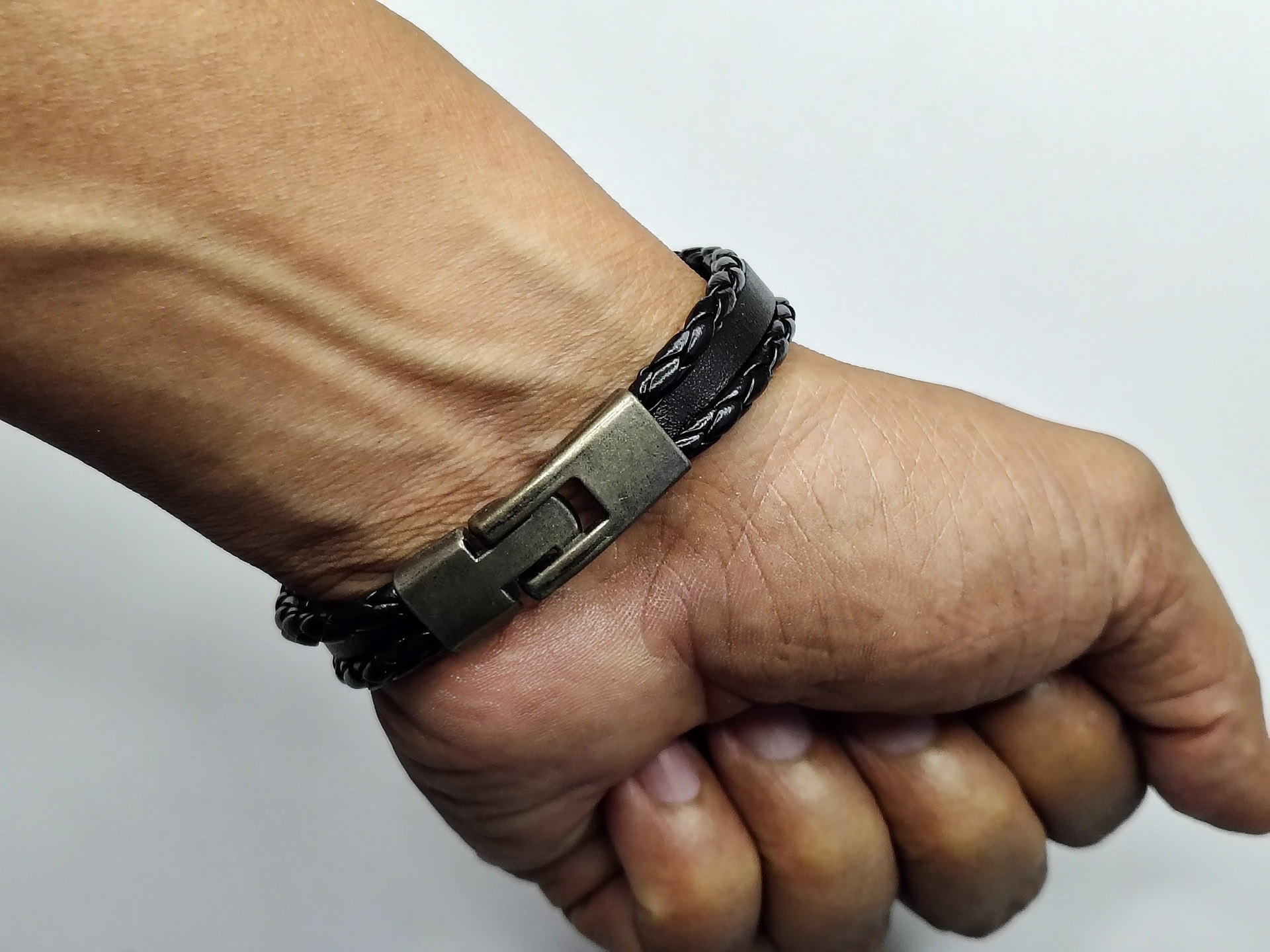 minayer-leather-bracelet