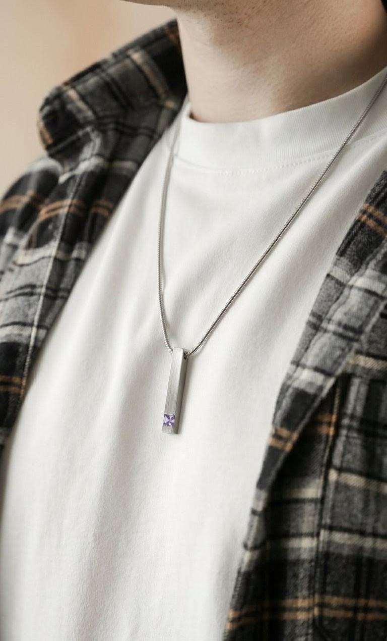 Men’s Minimalist Vertical Bar Pendant Necklace